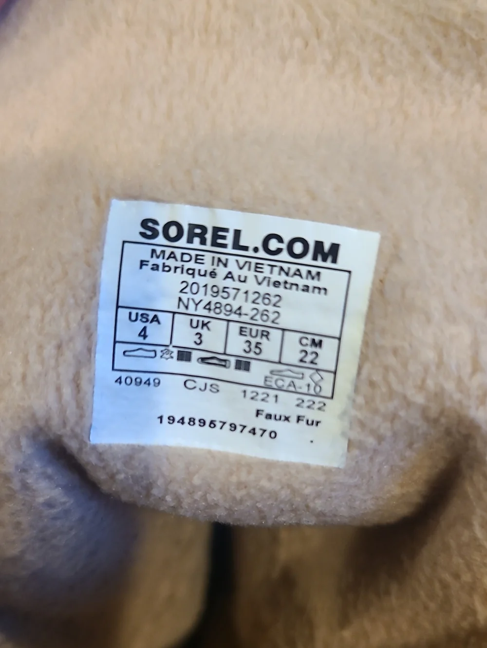 SOREL Girls Explorer II Joan Cozy Cold-Weather Boots size 4